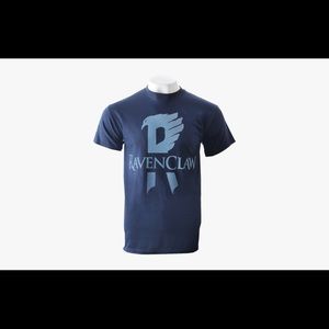 NWT HARRY POTTER RAVENCLAW BLUE SHIRT SIZE SMALL 100% Cotton👚👕🩵💙🪄🧙‍♀️🧙‍♂️🧙🐦‍⬛🎭📕📖
